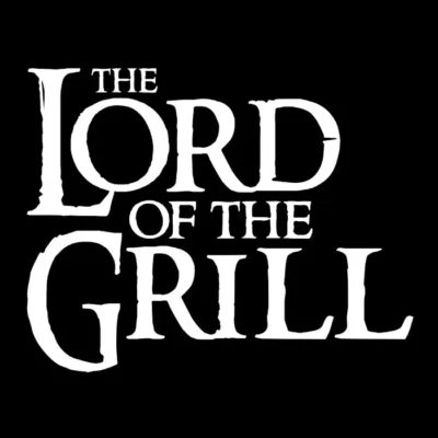 The lord of the grill. Fondo oscuro.