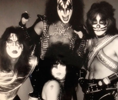 KISS