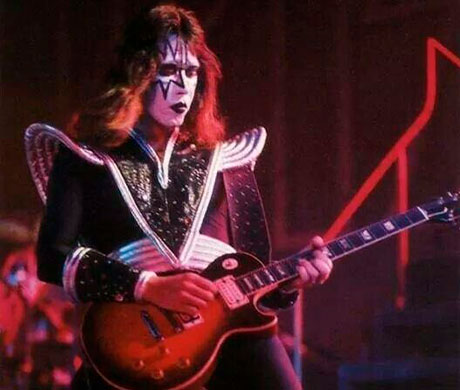 KISS