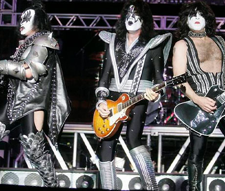 KISS