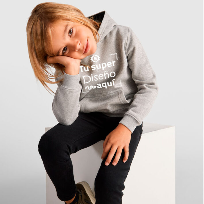 Sudadera con capucha y bolsillo canguro niño