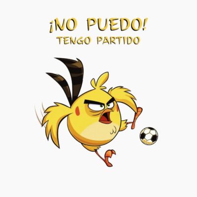 Yellow, Amarillo de Angry Birds jugando al futbol